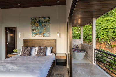 Luxury Villa Photo #29