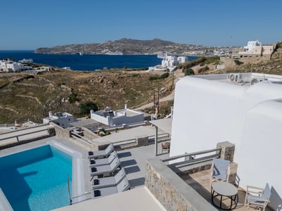 Luxury Villa Photo #5