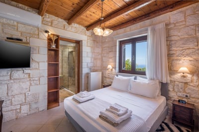 Luxury Villa Photo #60