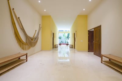 Luxury Villa Photo #28