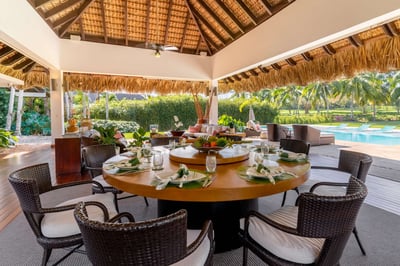 Luxury Villa Photo #10