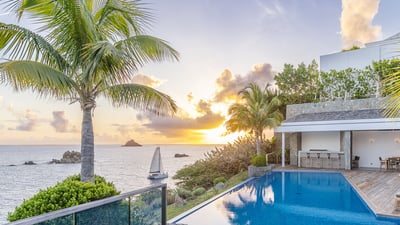 Luxury Villa Photo #7