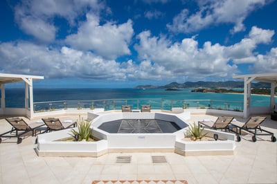 Luxury Villa Photo #12