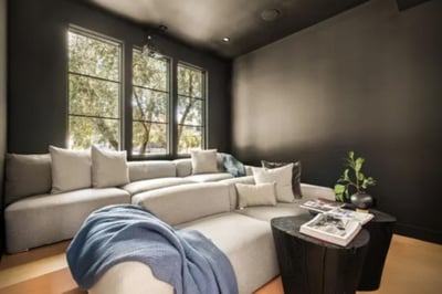 Luxury Villa Photo #9