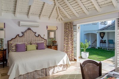 Luxury Villa Photo #8