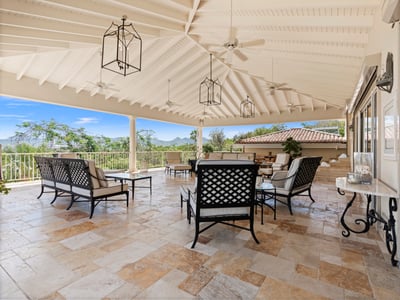 Luxury Villa Photo #10