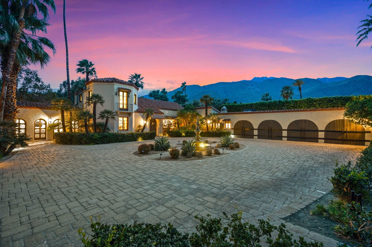 Sand Acre Estate