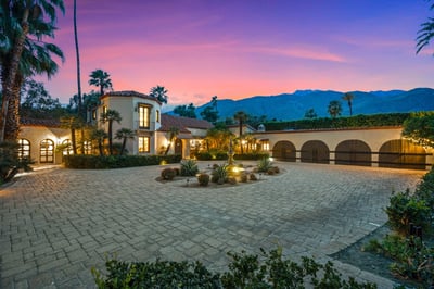 Luxury Villa Photo #4