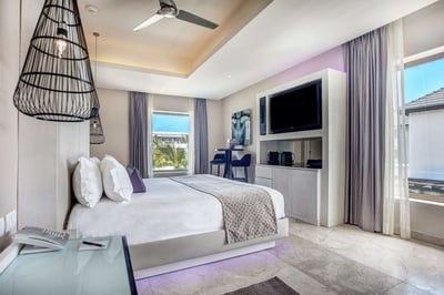 Luxury Villa Photo #11