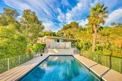 Luxury Villa Photo #5
