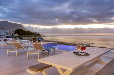 Luxury Villa Photo #20