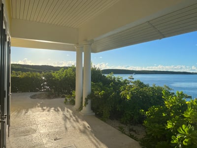 Luxury Villa Photo #5