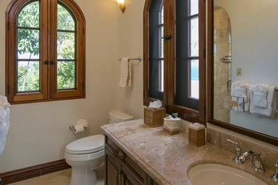 Luxury Villa Photo #32