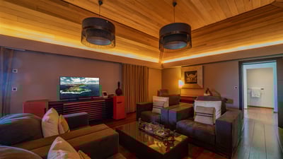 Luxury Villa Photo #67