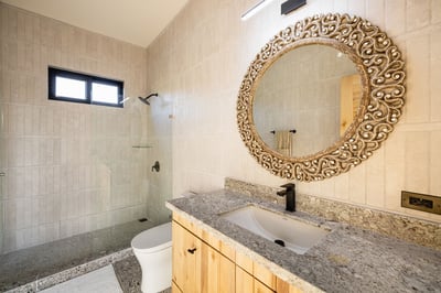 Luxury Villa Photo #36