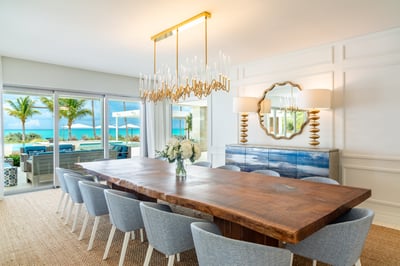 Luxury Villa Photo #32