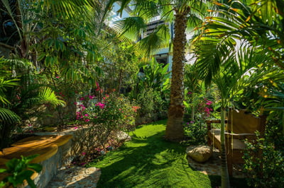 Luxury Villa Photo #9