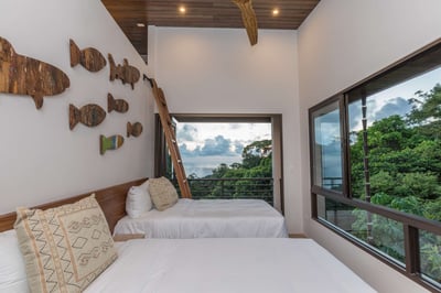 Luxury Villa Photo #45