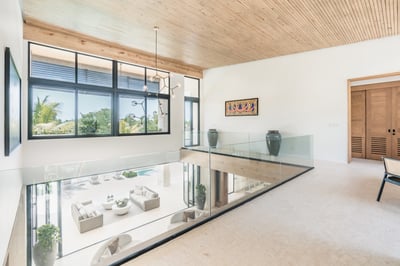 Luxury Villa Photo #31