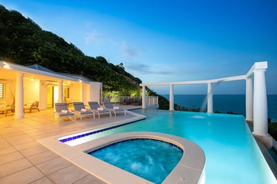 Luxury Villa Photo #2