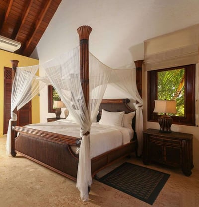 Luxury Villa Photo #21