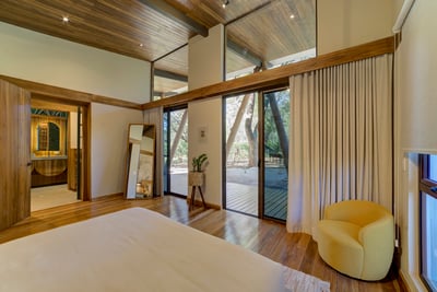 Luxury Villa Photo #19