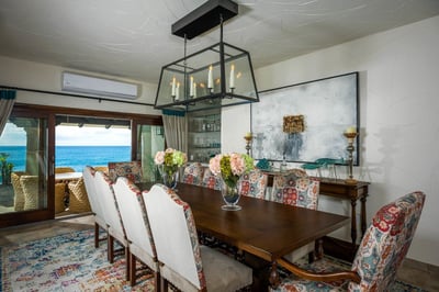 Luxury Villa Photo #6