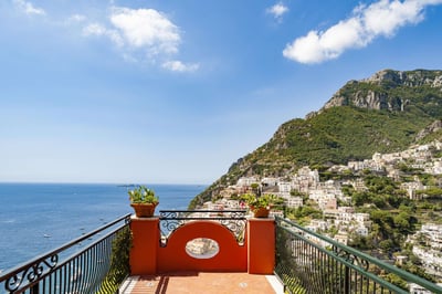 Luxury Villa Photo #16