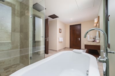 Luxury Villa Photo #62