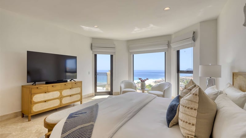 Puerta del Sol Condo C503