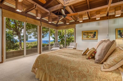 Luxury Villa Photo #24