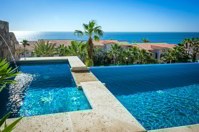 Luxury Villa Photo #4