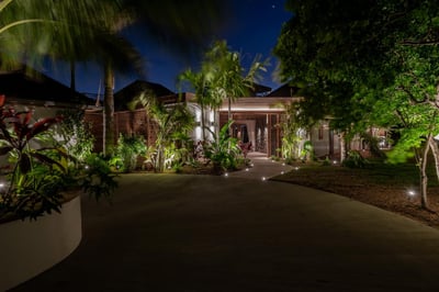 Luxury Villa Photo #65