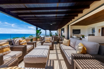 Luxury Villa Photo #13