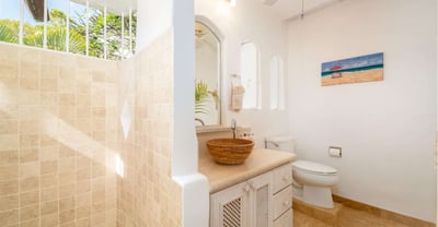 Luxury Villa Photo #20