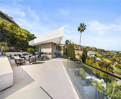 Luxury Villa Photo #10