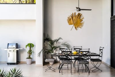 From plate to palate, every bite tastes better in the open air