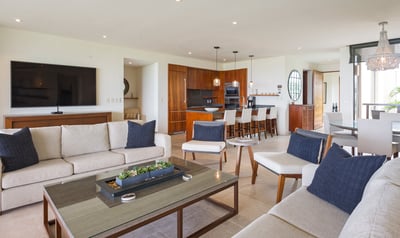 Luxury Villa Photo #12