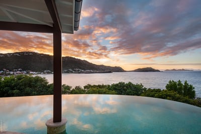 Luxury Villa Photo #2