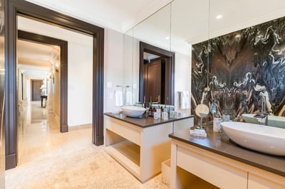 Luxury Villa Photo #73