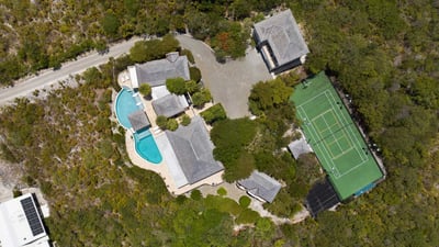 Luxury Villa Photo #9