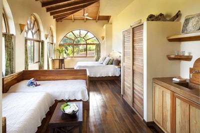 Luxury Villa Photo #9