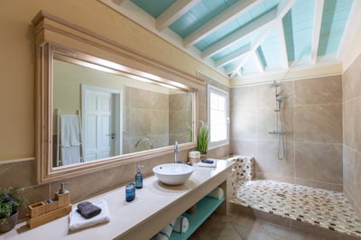 Luxury Villa Photo #28