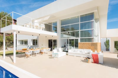 Luxury Villa Photo #15