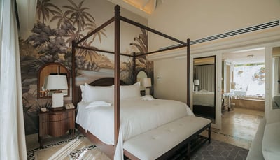 Luxury Villa Photo #4