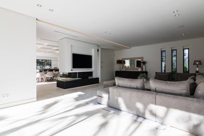 Luxury Villa Photo #15