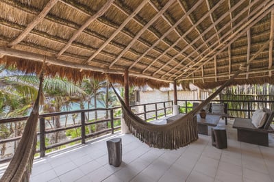 Luxury Villa Photo #4