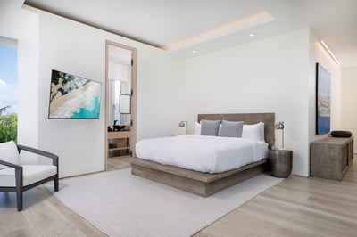 Luxury Villa Photo #38