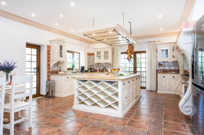 Luxury Villa Photo #18