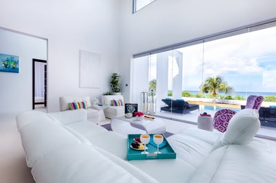 Luxury Villa Photo #11